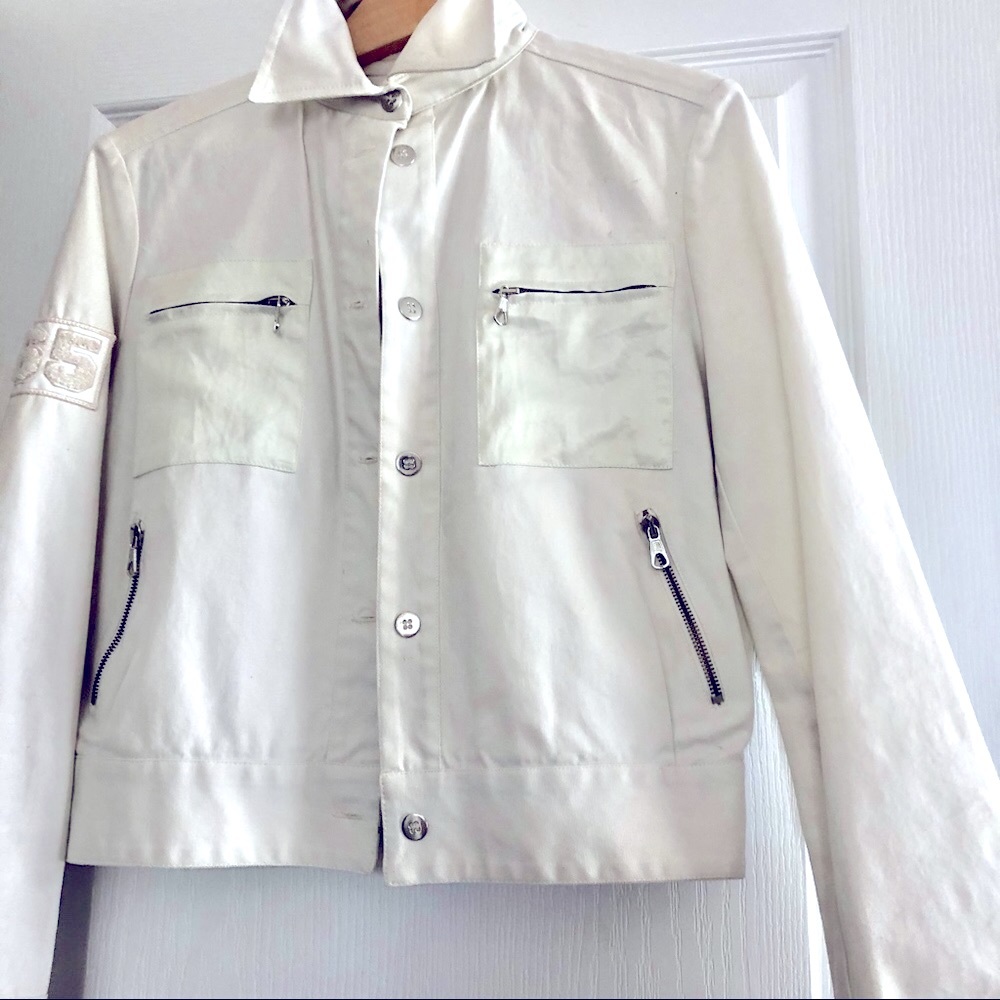 - COMPANIA ITALIANA designed jean style  jacket.  Amazing designs.Great quality